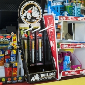 Bull Dog E-Cigarette Display